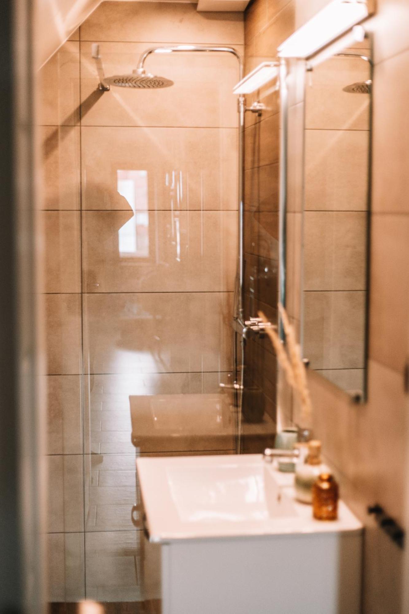 Poddasze Dla Znajomych - Apartament Z Goraca Balia Nad Jeziorem Czorsztynskim - Okolica Czorsztyn, Szczawnica, Velo Czorsztyn, Kroscienko, Zakopane, Gorce, Pieniny, Tatry Kluszkowce Extérieur photo